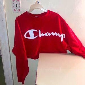 Champs Cropped Sweatshirt Size (Medium)